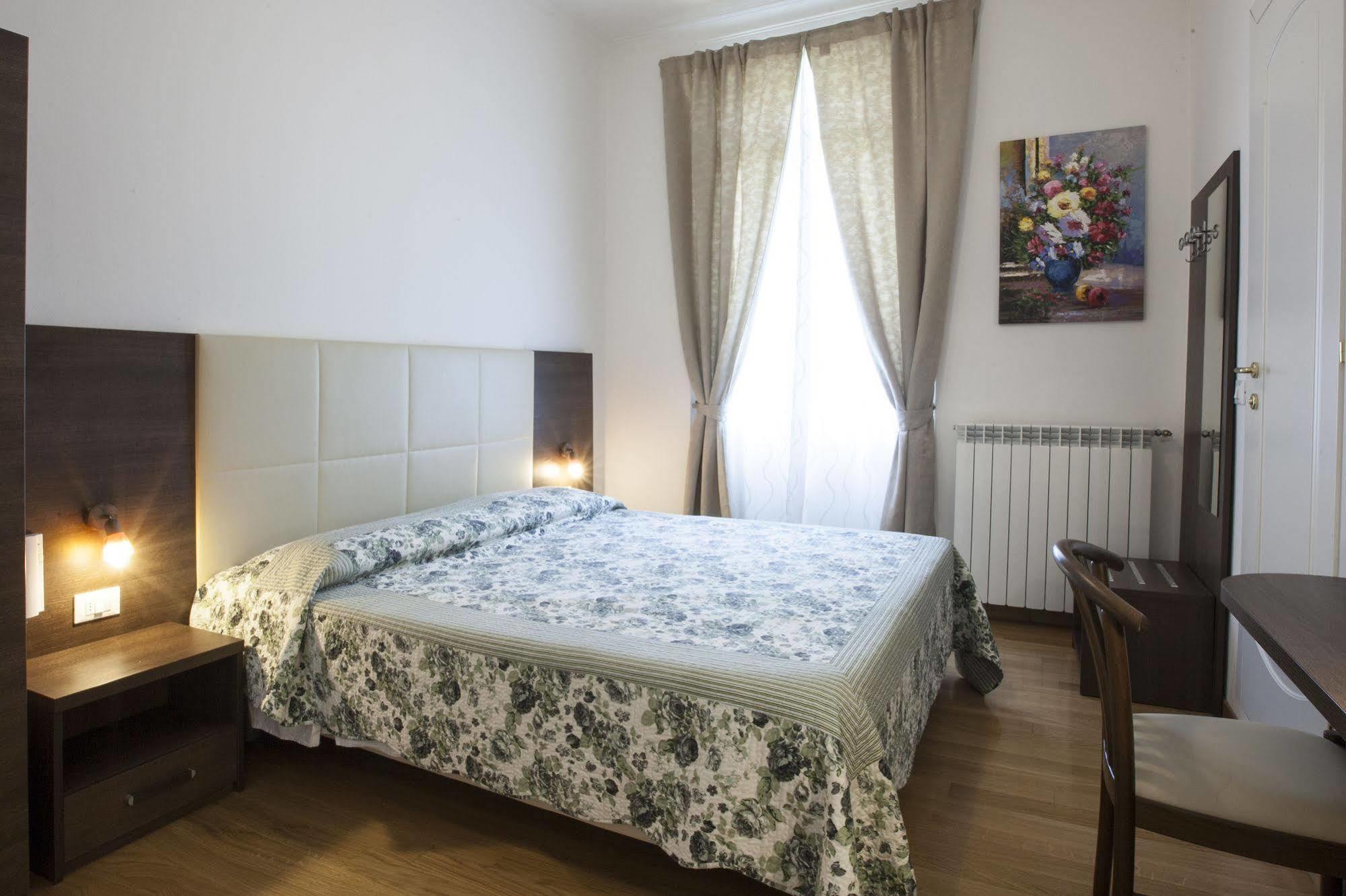 Hotel Amalfi Milan Exterior photo